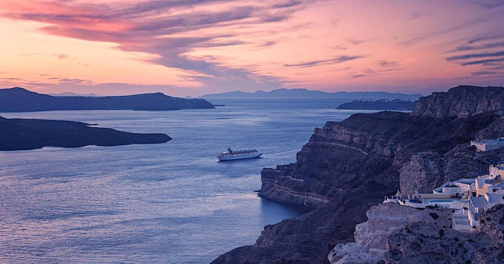 От какого именно моря считают высоты географических объектов?