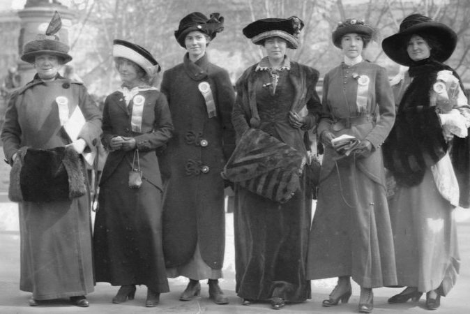 Кто такие суфражистки?